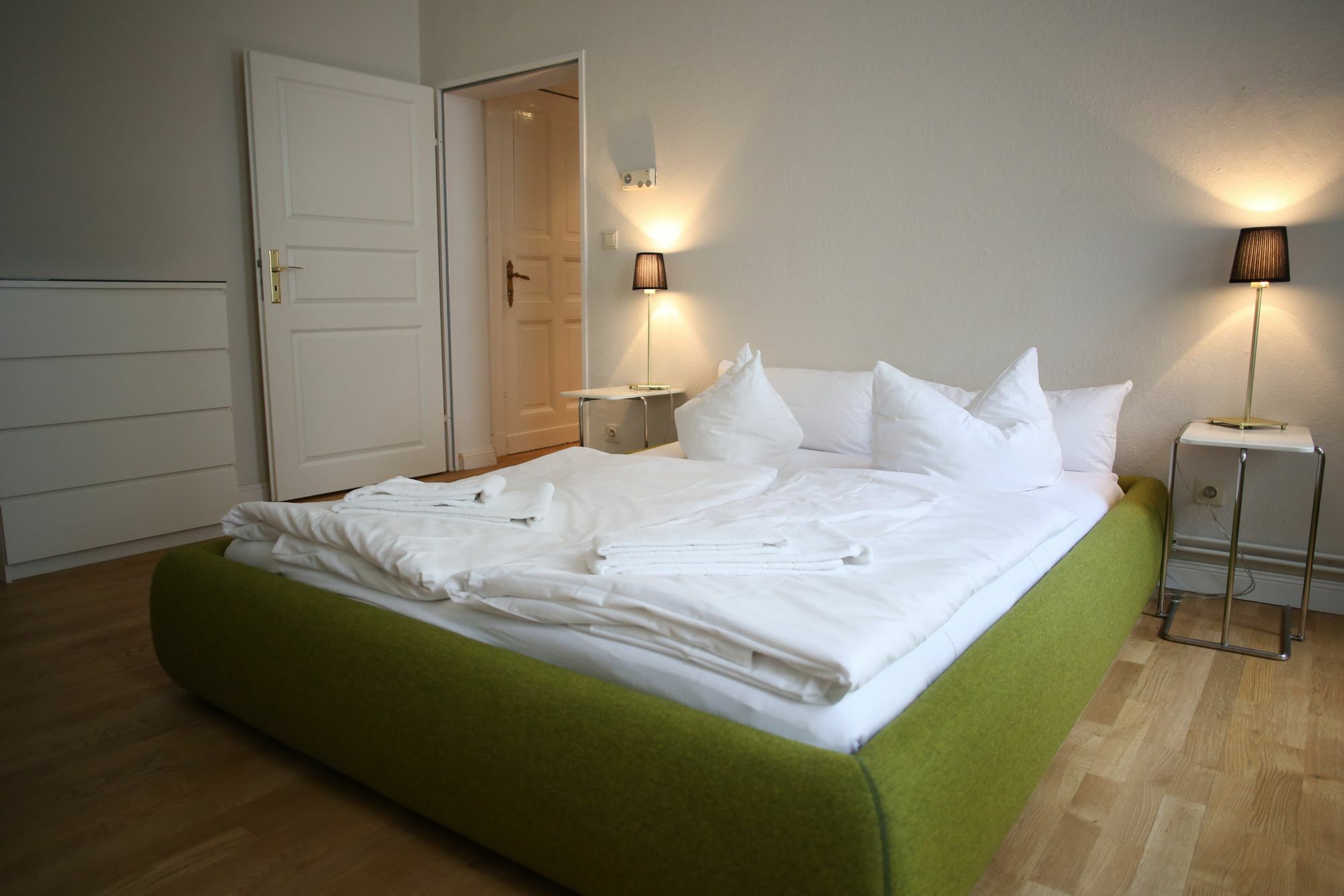 Brilliant Apartments Berlim Exterior foto
